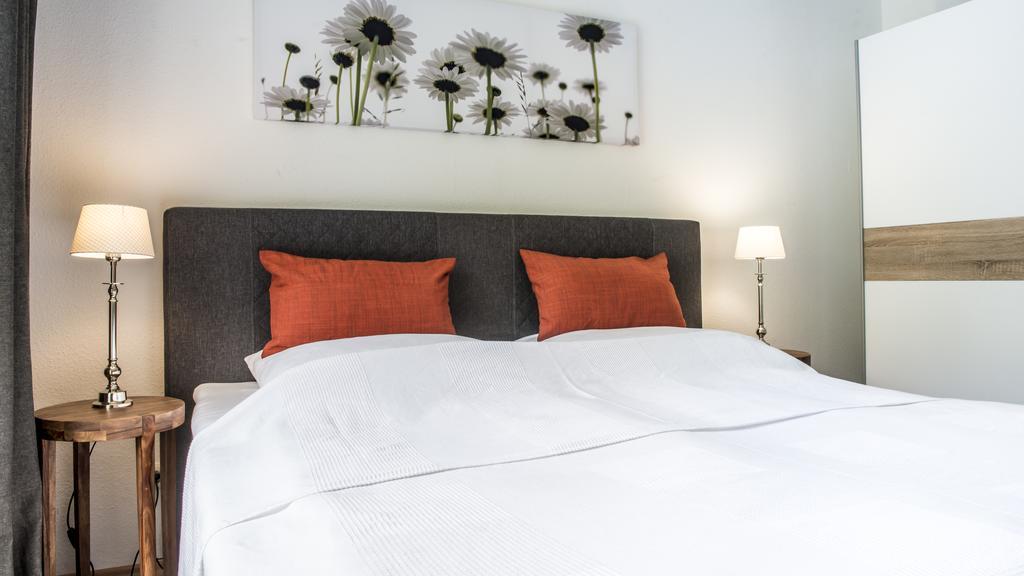 Sweet Apartment With Balcony Friburgo em Brisgóvia Quarto foto